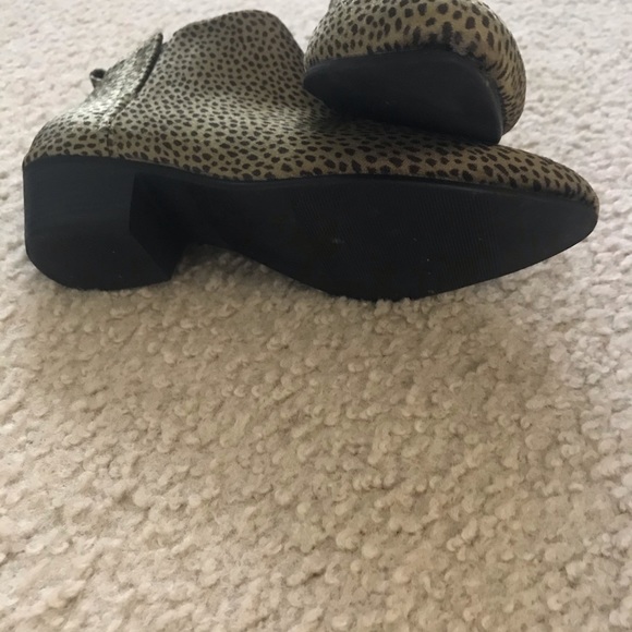 Green Leopard Print Booties | 6 - Picture 6 of 6